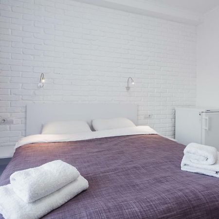 Skyhome Na Nauky Kiev Exterior foto