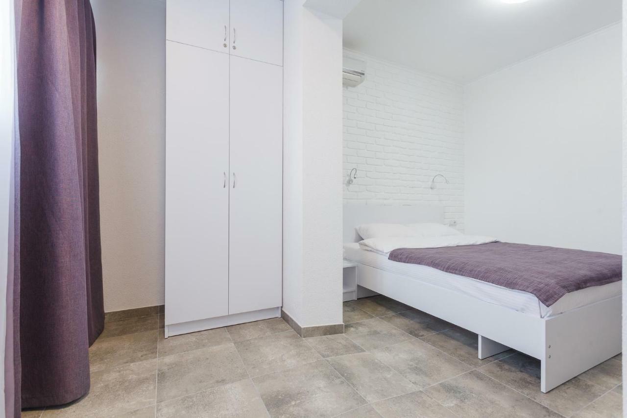 Skyhome Na Nauky Kiev Exterior foto